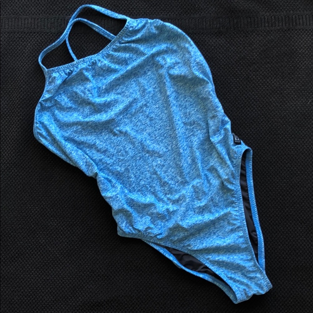 Jolyn GT onesie heathered blue 28